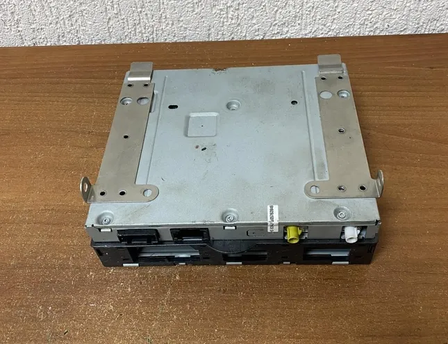 AUDI A6 C6/4F (2004-2011) Music Player Without GPS 6394J,057628466,4E0910541,#G711,4F0035541 25826890