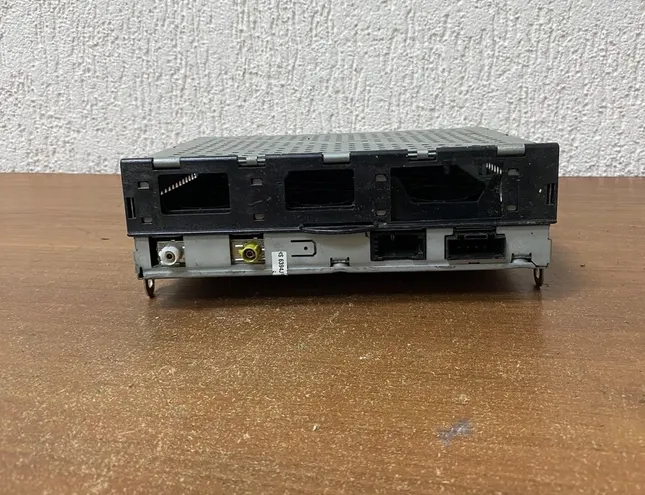 AUDI A6 C6/4F (2004-2011) Music Player Without GPS 6394J,057628466,4E0910541,#G711,4F0035541 25826890