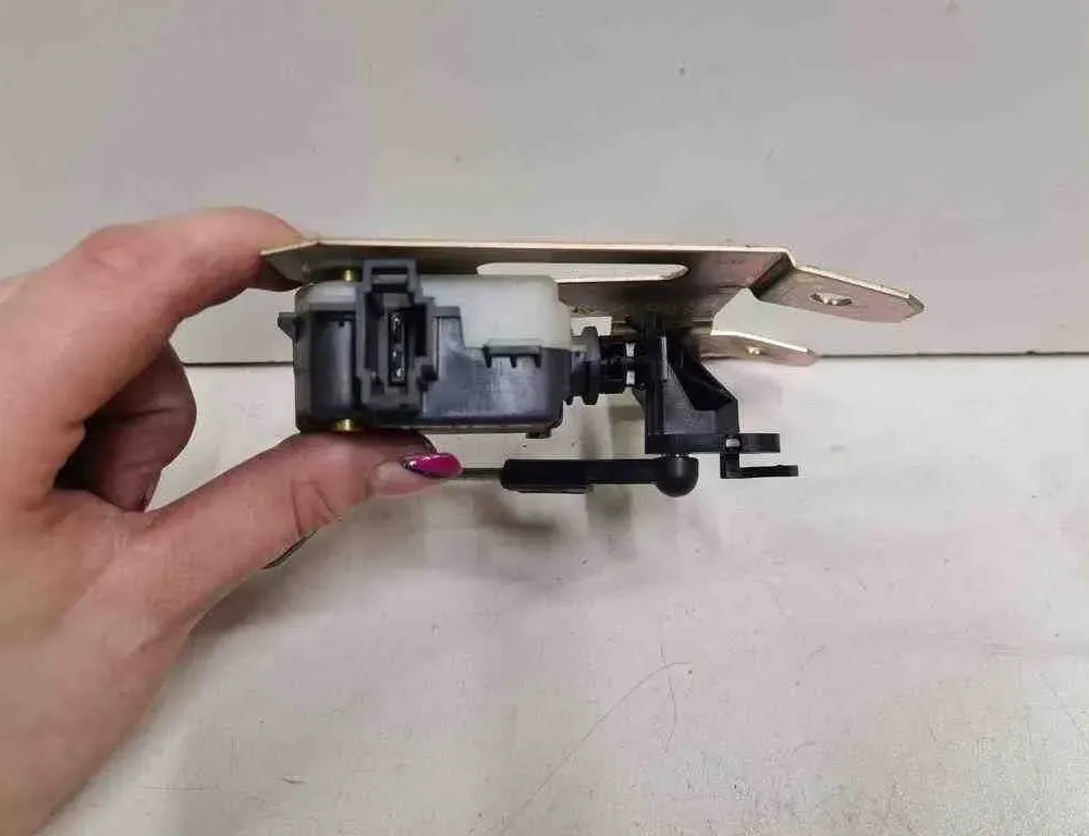 VOLKSWAGEN Touareg 1 generation (2002-2010) Fuel Tank Cover Lock 3B5827061B,3B0959781C 32720257