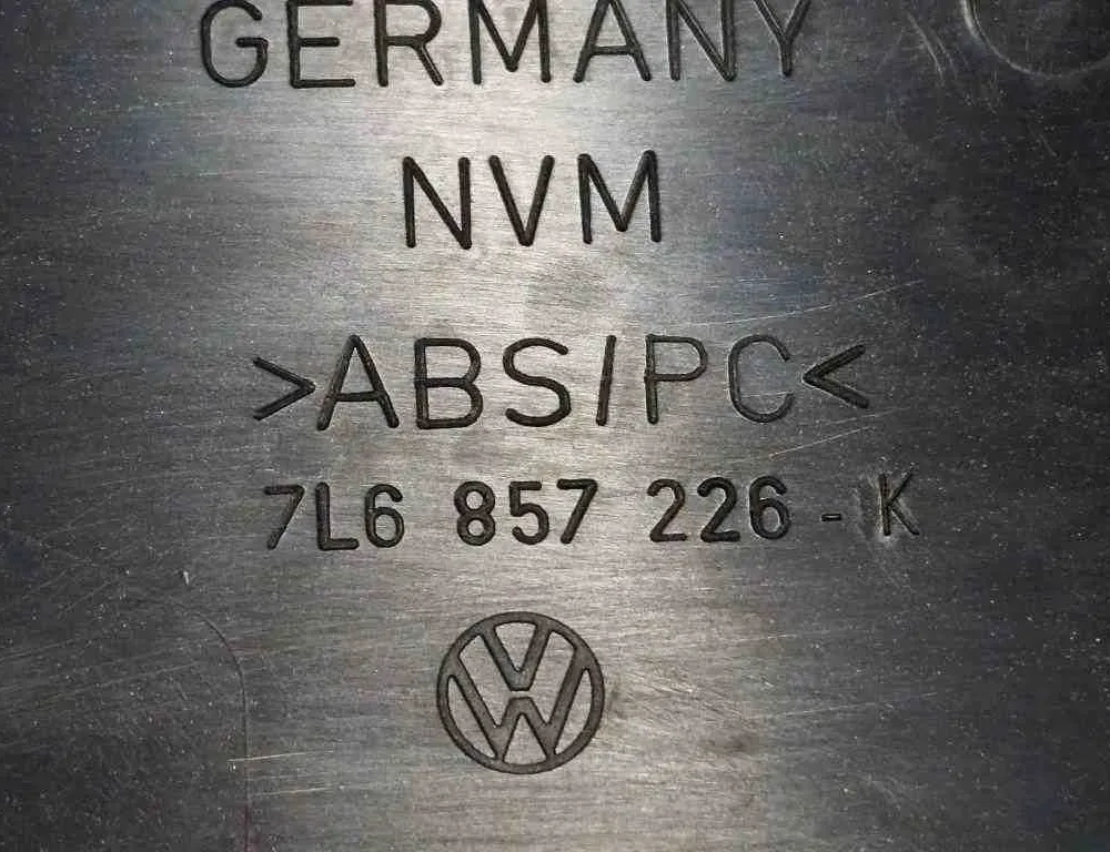 VOLKSWAGEN Touareg 1 generation (2002-2010) Panel trim shield 7L6857226K,7L6819766 32725560