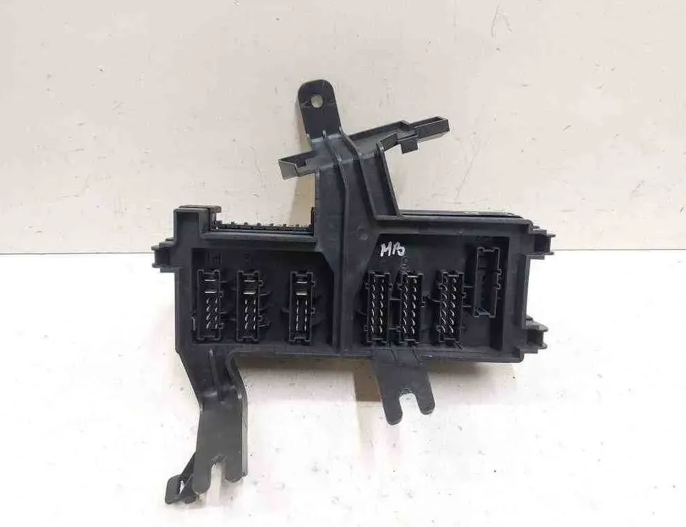 MERCEDES-BENZ R-Class W251 (2005-2017) Fuse box A1645403072,5072426,15481977,13607554,YAP29291 32734514