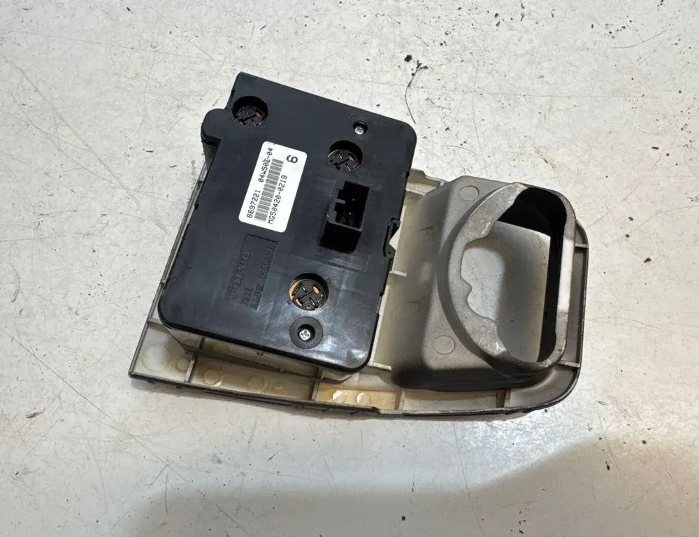 VOLVO XC90 1 generation (2002-2014) Headlight Switch Control Unit 8697221 34168157