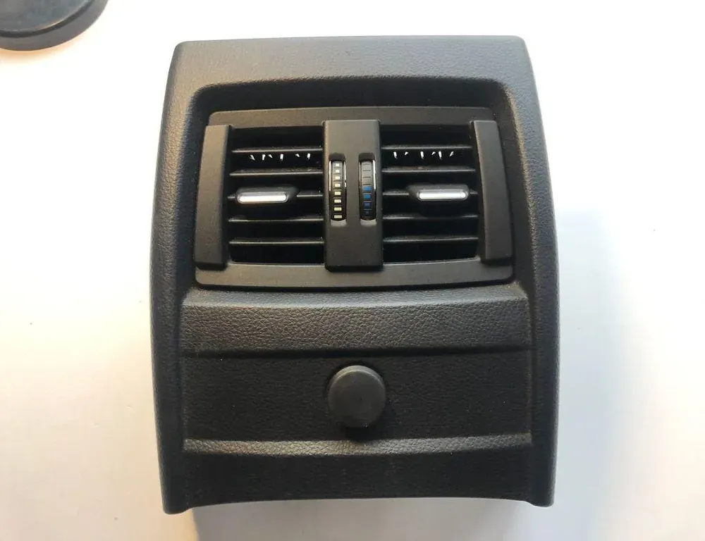 BMW 4 Series F32/F33/F36 (2013-2020) Задняя воздушная решётка 64229207330,105016025,9207330,9218909,16828110,926535001 34169666