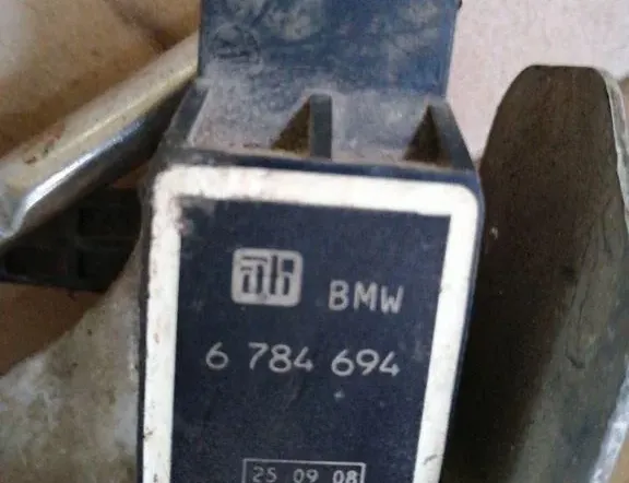 BMW 3 Series E90/E91/E92/E93 (2004-2013) Front Right Level Sensor 6784694,250908 34172787