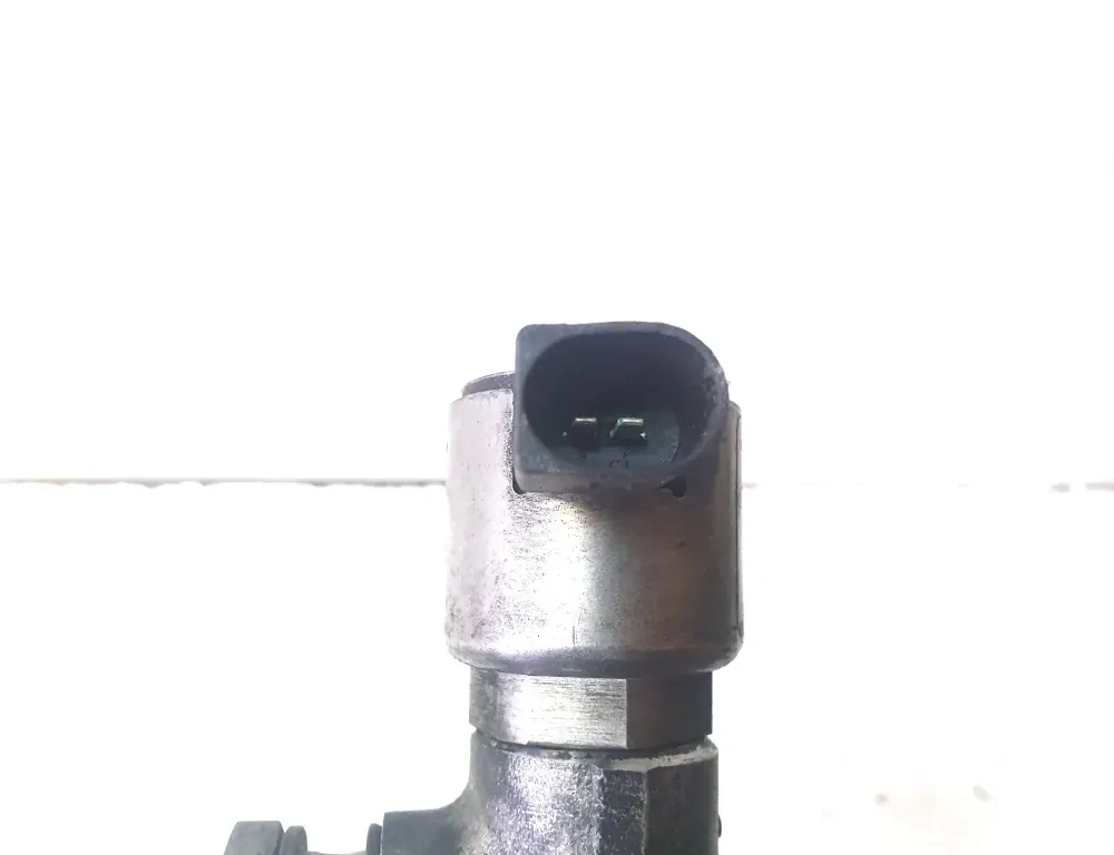 MERCEDES-BENZ C-Class W204/S204/C204 (2004-2015) Fuel Rail 9307Z522A 34844314