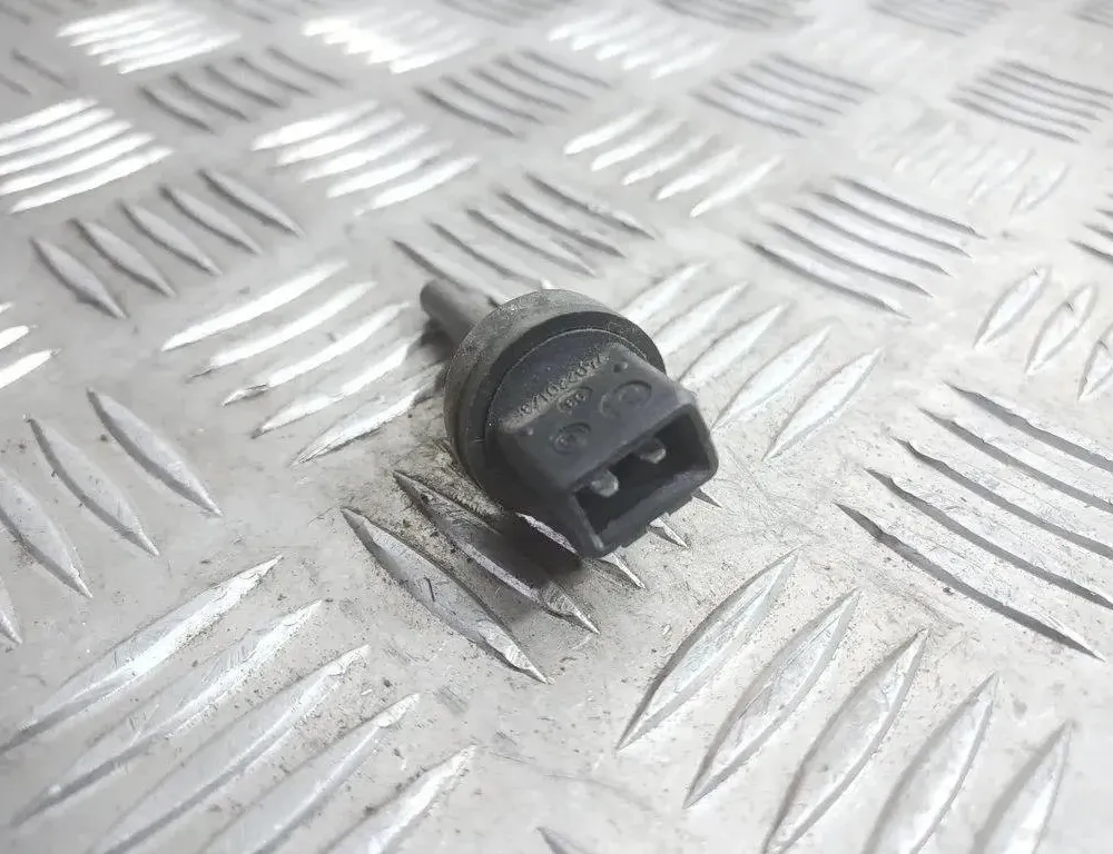 AUDI A4 B5/8D (1994-2001) Exhaust gas temperature sensor 4A0820539 31356045