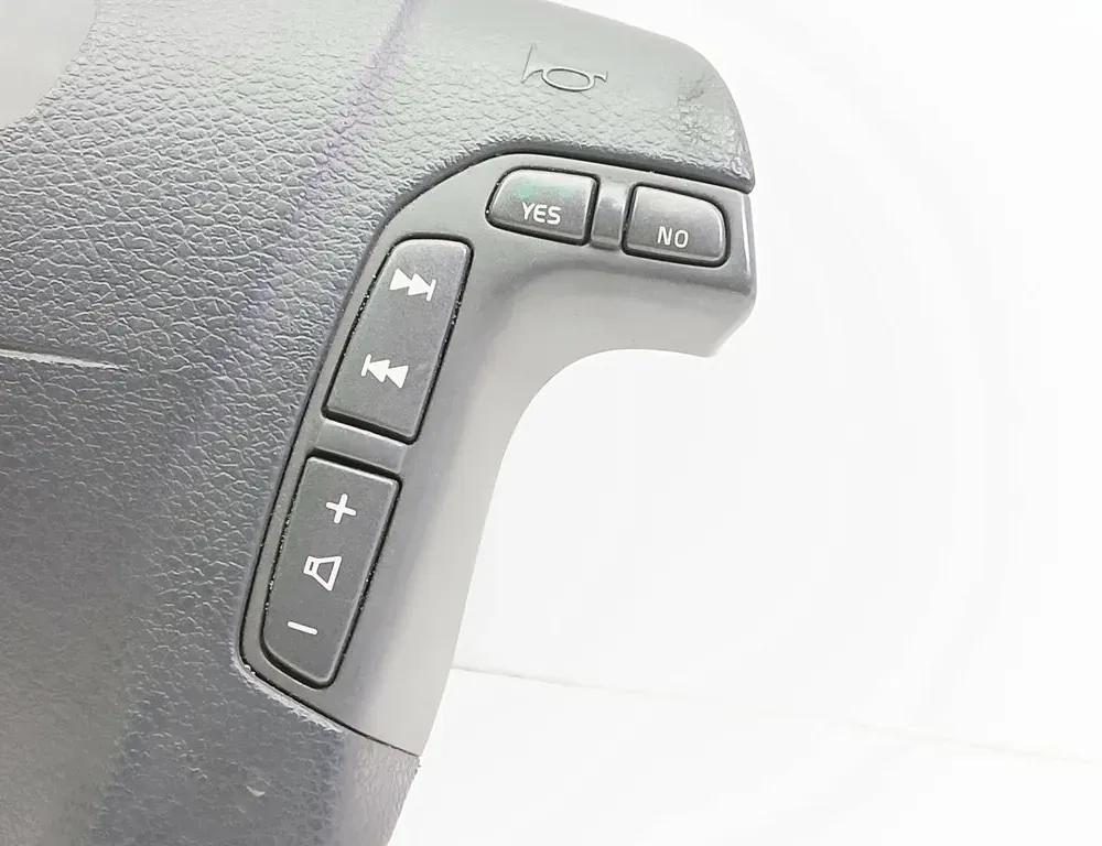 VOLVO V70 2 generation (2000-2008) Подушка безопасности руля 8626845 36210543