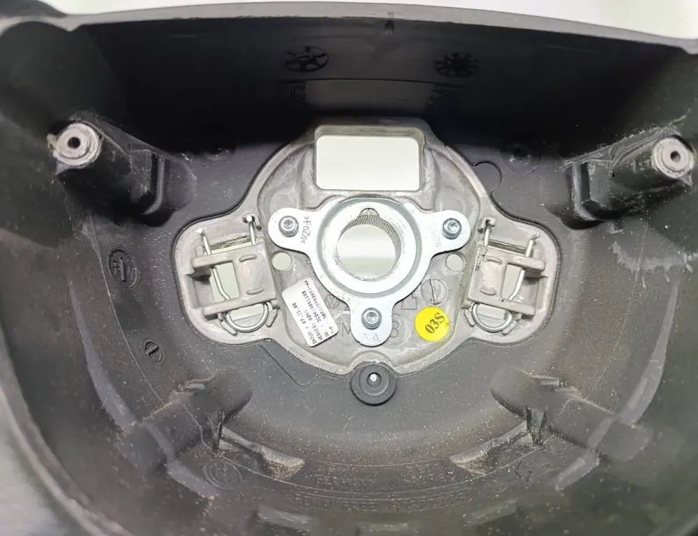 VOLKSWAGEN Passat B6 (2005-2010) Руль 3C04190911QB,3C0880201AP 36314101