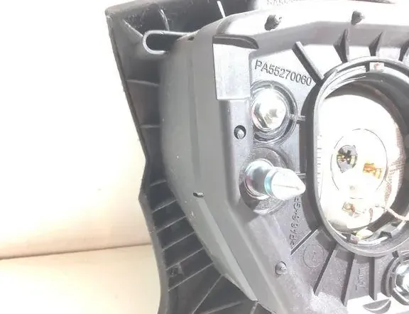 VOLVO V70 2 generation (2000-2008) Steering Wheel Airbag P30780655 33317855
