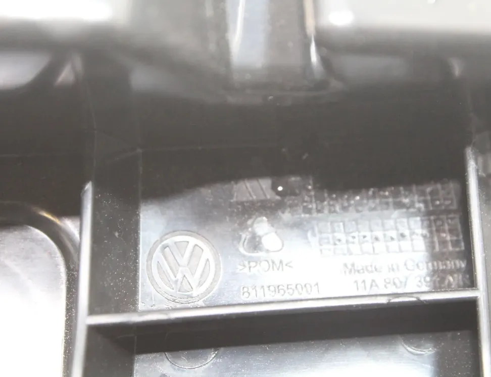 VOLKSWAGEN ID.4 1 generation (2020-2023) Держатель заднего бампера правый 11A807394A 33480710
