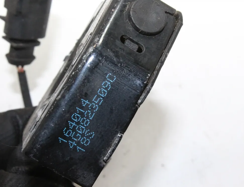 AUDI A6 C7/4G (2010-2020) Замок капота правый 4G0823509C 36196531