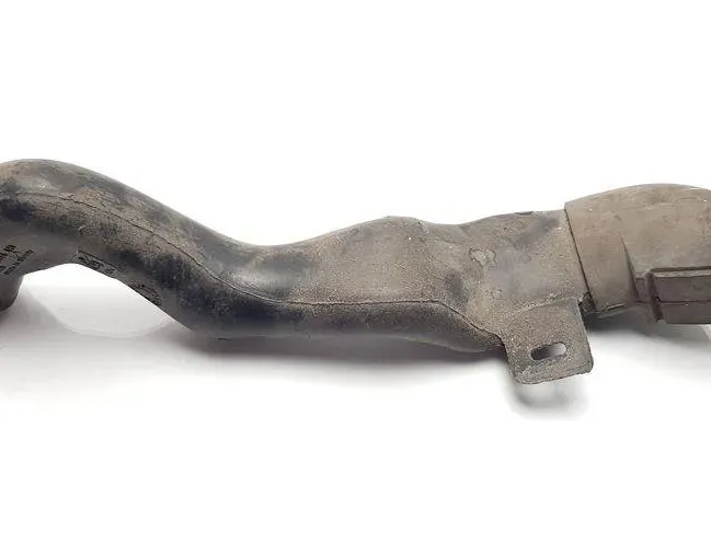 VOLVO V70 2 generation (2000-2008) Air Intake Tube 9484654,9484655 32273564