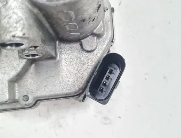 AUDI A8 D3/4E (2002-2010) Air flap motor 34262679