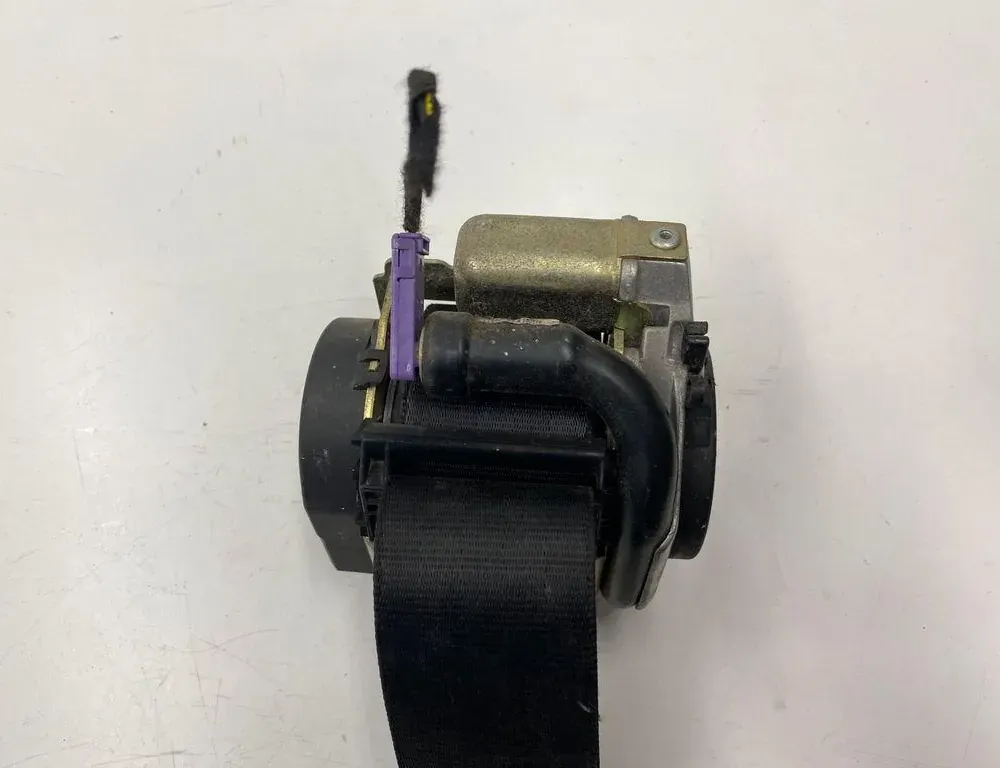 AUDI A4 B7/8E (2004-2008) Front Left Seatbelt 8E0857705F 33273428