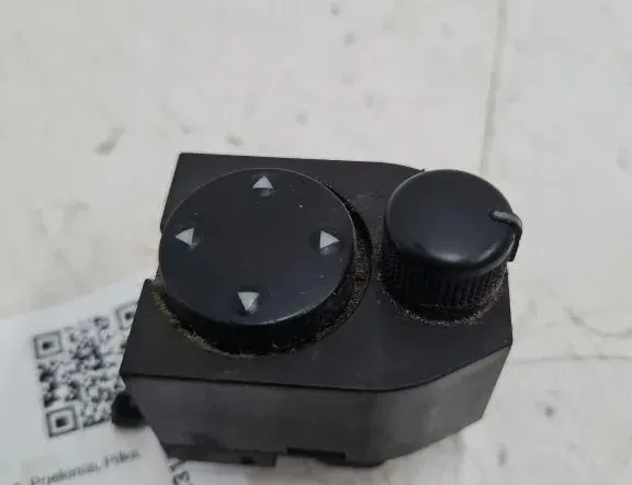 AUDI A4 B7/8E (2004-2008) Mirror adjustment switch 8D0959565A 33285599