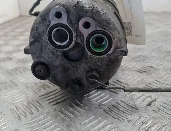 VOLVO V70 2 generation (2000-2008) Hасос кондиционера 34263056