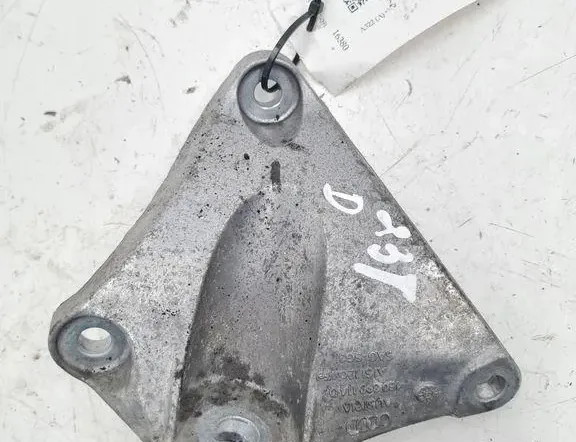 AUDI A8 D3/4E (2002-2010) Gearbox Mount Bracket 4E0399114Q 34262672