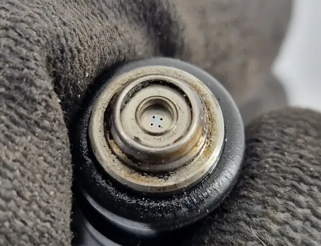 VOLKSWAGEN Passat B5 (1996-2005) Fuel Injector 06b133551q 36195583