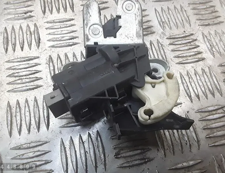 VOLKSWAGEN Passat CC 1 generation (2008-2017) Tailgate Boot Lock 4f5827505d 28650771