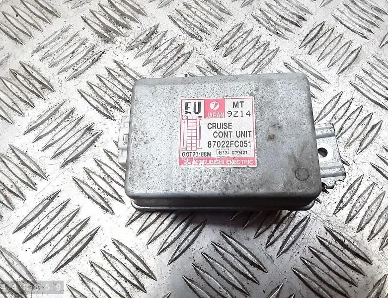 SUBARU Forester SF (1997-2002) Engine Control Unit ECU 28650794