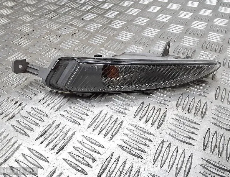 OPEL Astra J (2009-2020) Front left turn light 13367142 28651471