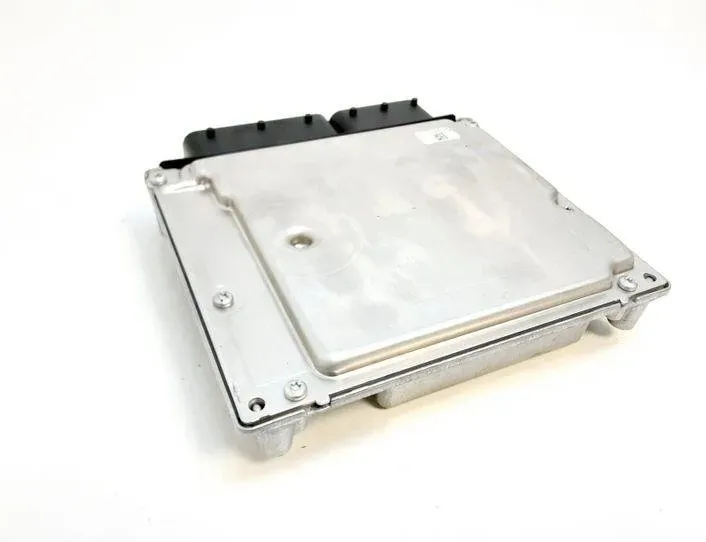 BMW 1 Series E81/E82/E87/E88 (2004-2013) Engine Control Unit ECU DDE7809000 20549885