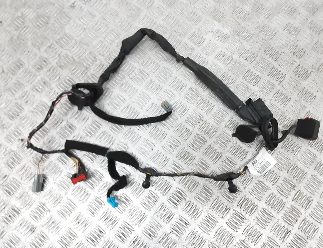 VOLVO V50 1 generation (2003-2012) Дверные кабели спереди справа 31295055 31846527