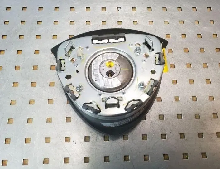 CHRYSLER Voyager 5 generation (2007-2020) Steering Wheel Airbag 34001747F,34003934B 25118894