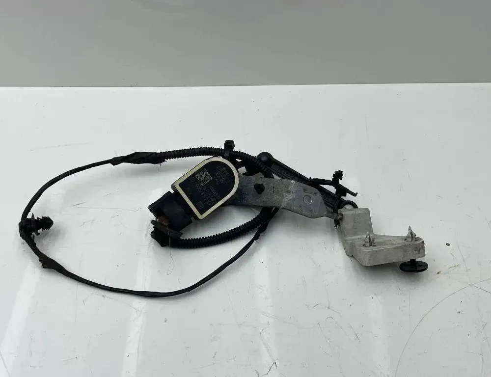 BMW 3 Series G20/G21/G28 (2018-2024) Front Right Level Sensor 6870000,ABE52152 31521945
