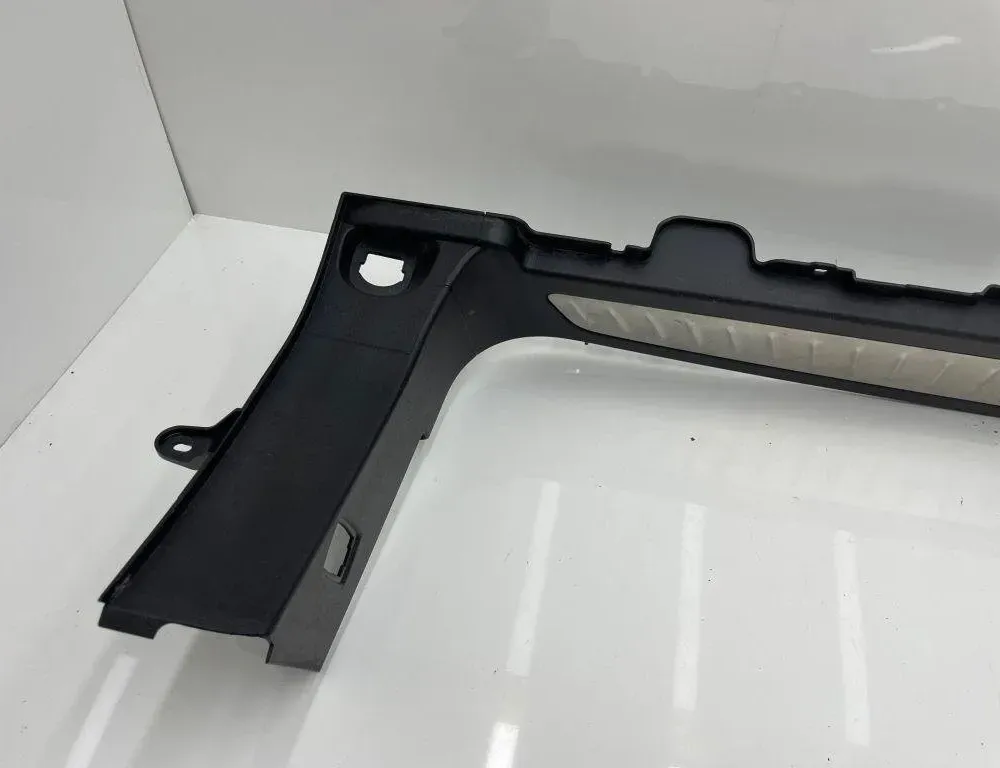 BMW 5 Series G30/G31 (2016-2023) Обделка замка багажника 7387530,21437510 31522765