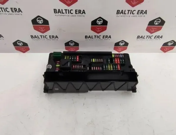 BMW 5 Series F10/F11 (2009-2017) Блок предохранителей 9252815,317033442 31534352