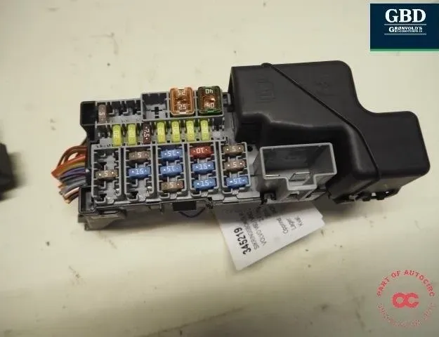 VOLVO V60 1 generation (2010-2020) Fuse Box dpn13800159hwb 31787068