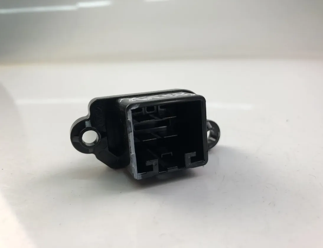 VOLKSWAGEN Up 1 generation (2011-2024) Interior Heater Resistor 1S0959263A 14625917