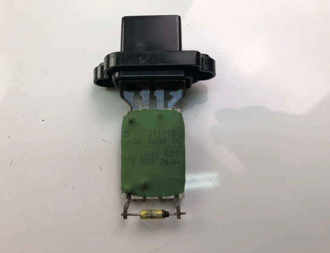 VOLKSWAGEN Up 1 generation (2011-2024) Interior Heater Resistor 1S0959263A 14691070