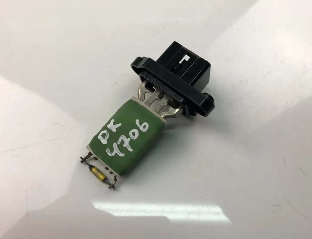 SKODA Citigo 1 generation (2011-2020) Ёжик 1S0959263H 17840335