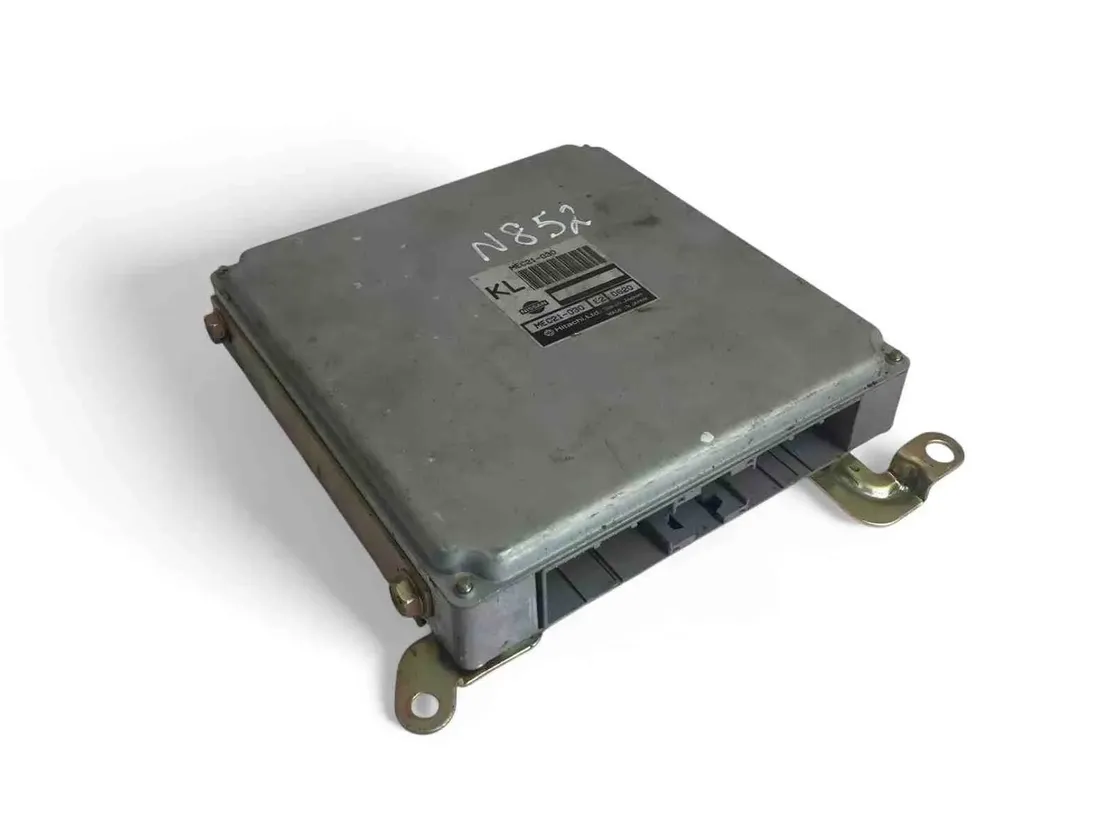 NISSAN Almera N16 (2000-2006) Engine Control Unit ECU MEC21-030 32642969