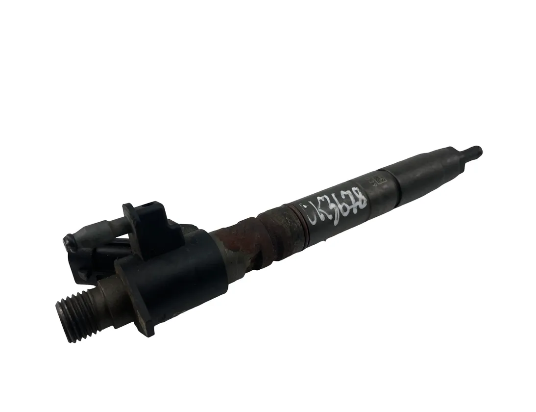 VOLVO XC70 2 generation (2000-2007) Fuel Injector 31272690 33553727