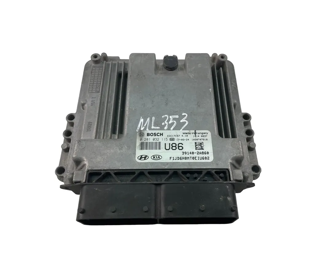 KIA Cee'd 2 generation (2012-2018) Engine Control Unit ECU 39140-2A860,0281032115 33817684
