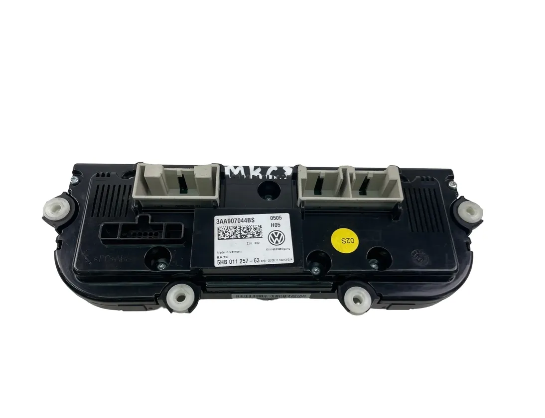 VOLKSWAGEN Passat B7 (2010-2015) Pегулятор климы 3AA907044BS 36196523