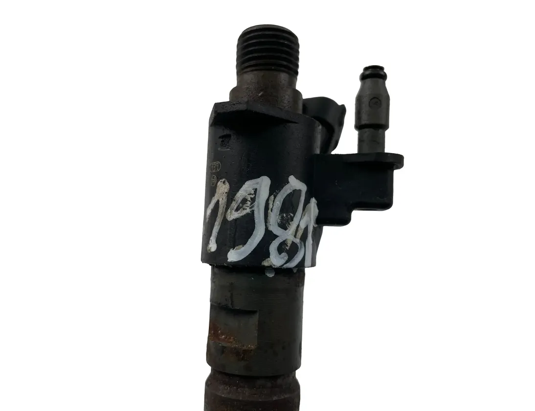 VOLVO XC60 1 generation (2008-2017) Fuel Injector 31272690 34269952