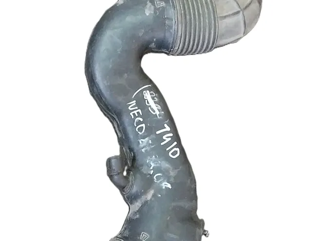 IVECO EuroCargo I-III (1991-2015) Air intake hose - from air filter to turbine 504190230 34378420