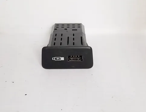 SCANIA L,P,G,R,S series (2016) USB 0757401,1819,2554704 21467627