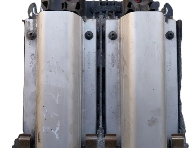 SCANIA P,G,R,T - series (2003-present) Engine Control Unit 2428092,1857180,A2C15806100,0678801,10R-035837,DC13148,2664541,1789676 33570829