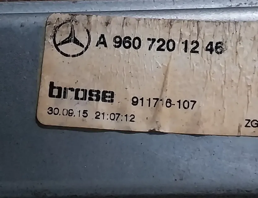MERCEDES-BENZ ACTROS MP4 (2011-present) Front Right Door Window Regulator A9607201246,A9607201246,9607201246,A60079-111,A60079111,926944-103 33694697