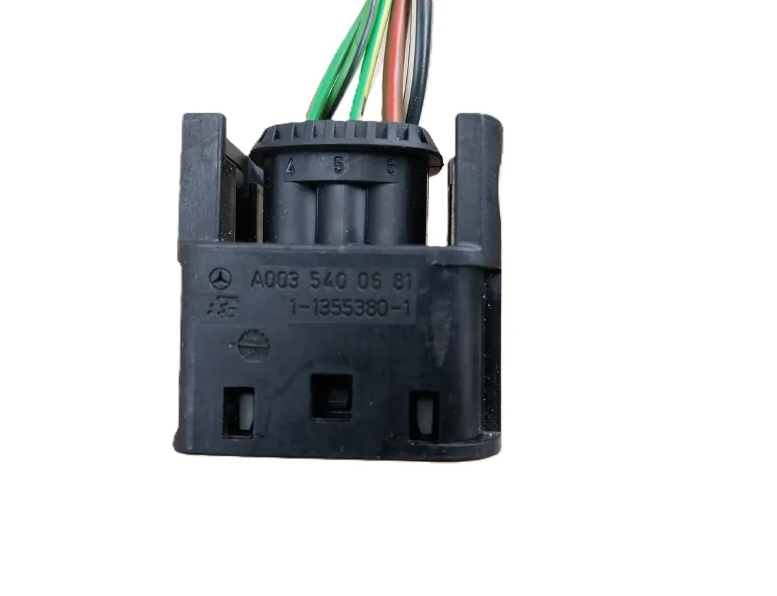 MERCEDES-BENZ ACTROS MP4 (2011-present) Front Right Door Cables QXVK88,XVK88000265,A0059977652,A0059977652,0059977652,A0035400681,A0035400681,0035400681,A0055452830,A0055452830,0055452830,A6555450328,A6555450328,6555450328,A0285459526,A0285459526,0285459526 33795402