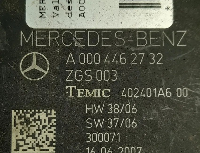 MERCEDES-BENZ ACTROS MP2 / MP3 (2002-present) Front Right Door Control Unit A0004462732,A0004462732,0004462732 34399398