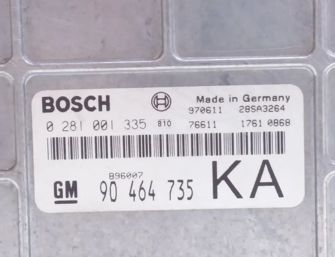 OPEL Vectra B (1995-1999) Engine Control Unit ECU 90464735,0281001335 10824828