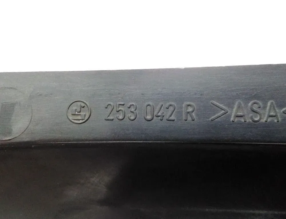 SMART Fortwo 1 generation (1998-2007) Облицовка заднего правого фонаря 253042R 20622341