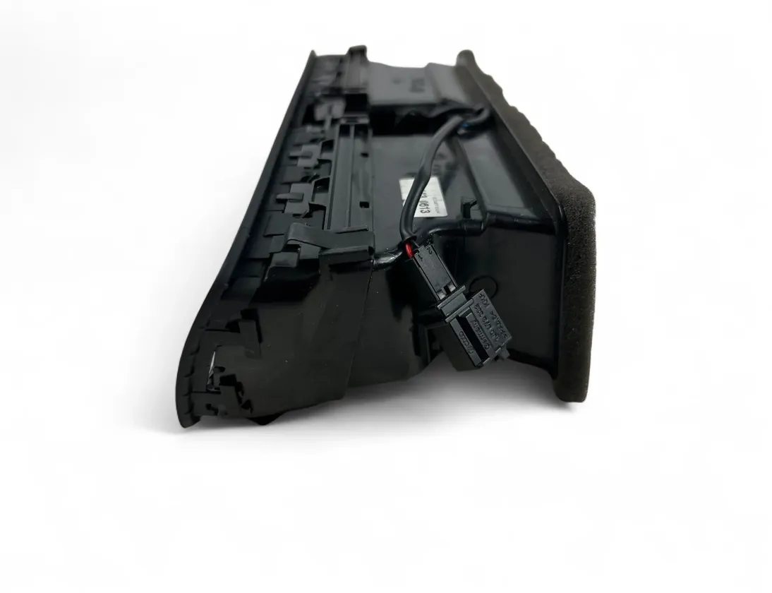 SKODA Octavia 3 generation (2013-2020) Вентиляционные отверстия центральной консоли 3AB819728A 33029921