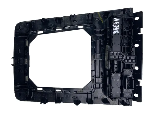SKODA Octavia 3 generation (2013-2020) Центральная консоль 5E1863212J 33532536